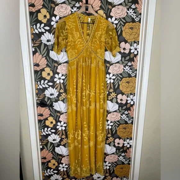PinkBlush Mustard Lace Overlay Maternity Maxi Dress Boho Women Size Medium - Picture 2 of 11